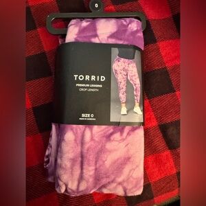 NWT Torrid plus size premium crop leggings - size 0